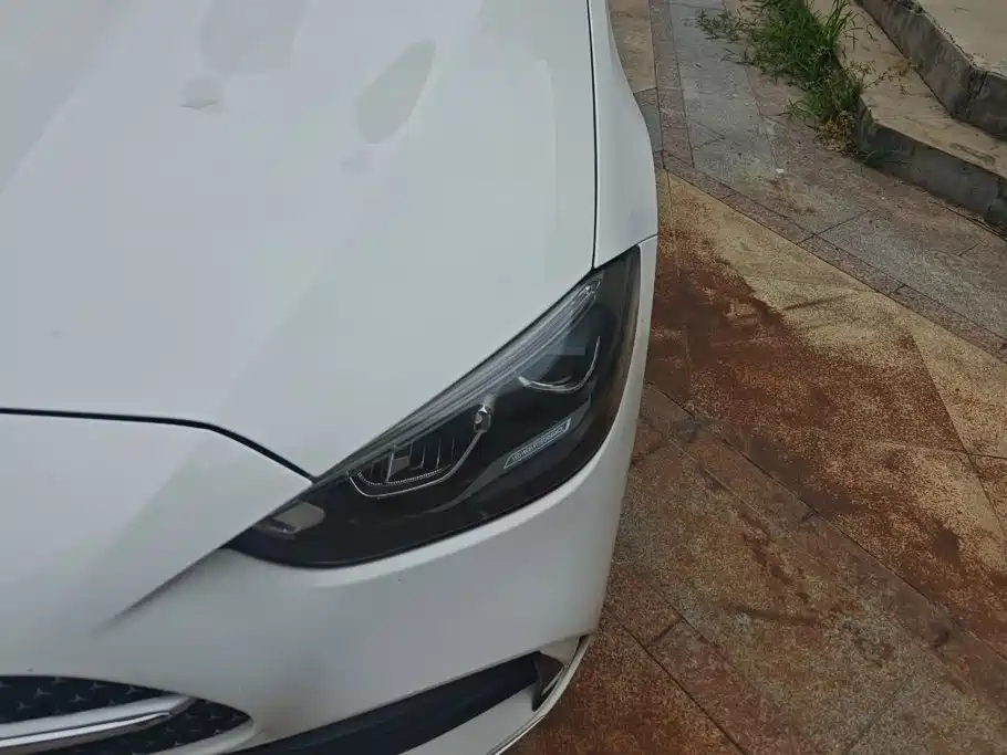 Mercedes-Benz C-Class 2022