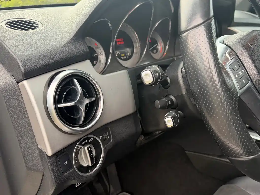 Mercedes-Benz GLK-Class 2015 — фото 14