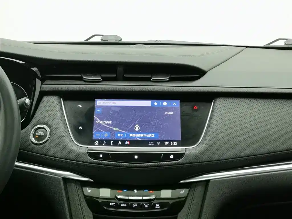 Cadillac XT5 2019 — фото 12