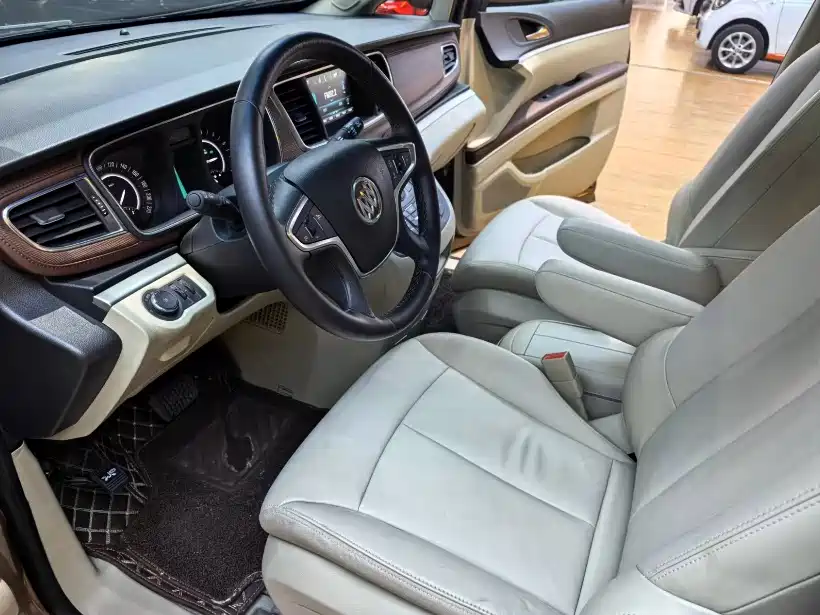 Buick GL8 2020