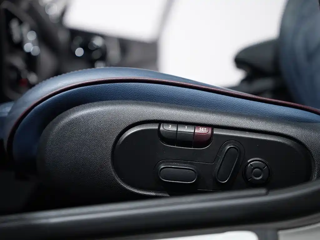 MINI Clubman 2017 — фото 14