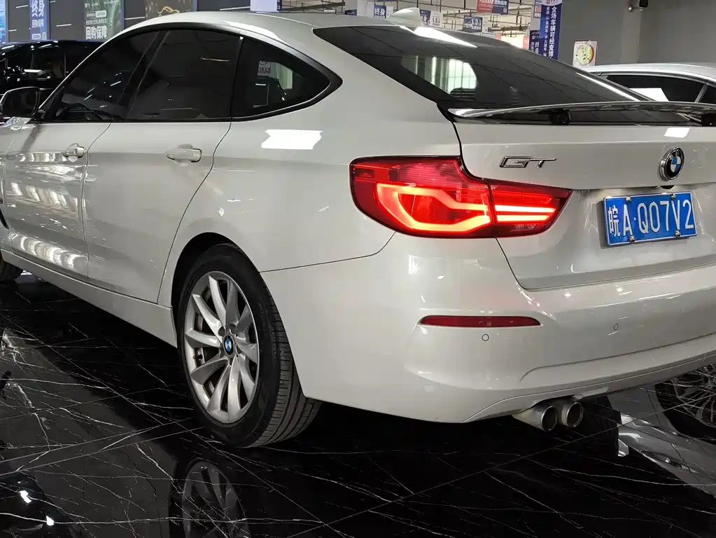 BMW 3 Series GT 2019 — фото 3