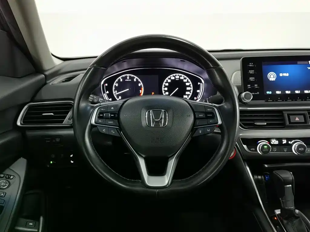 Honda Accord 2020 — фото 11