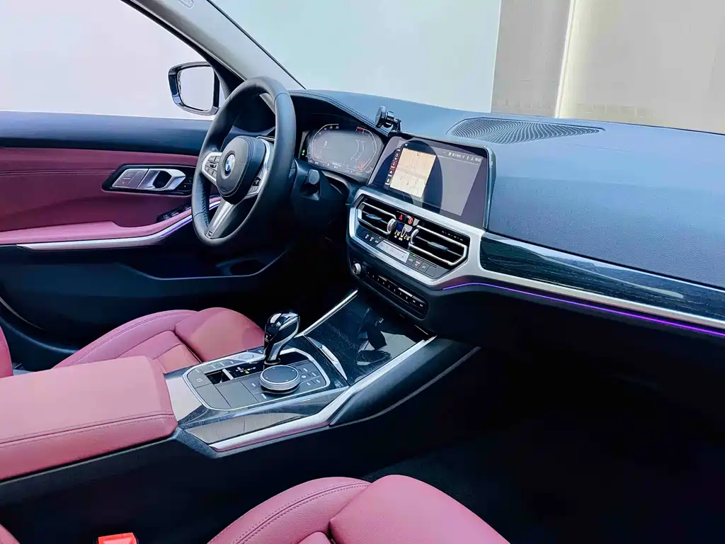 BMW 3 Series 2021 — фото 13
