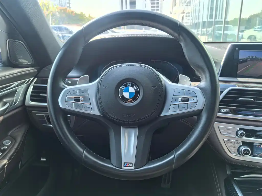 BMW 7 Series 2022 — фото 15