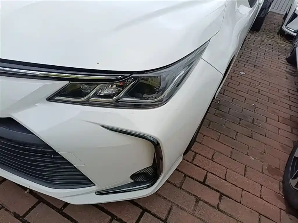 Toyota Corolla 2019 — фото 24