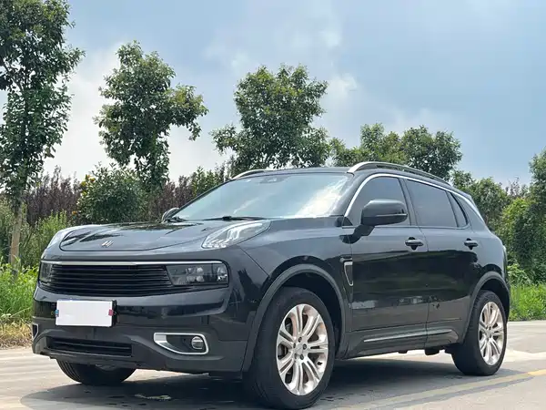 Lynk & Co 01 2018