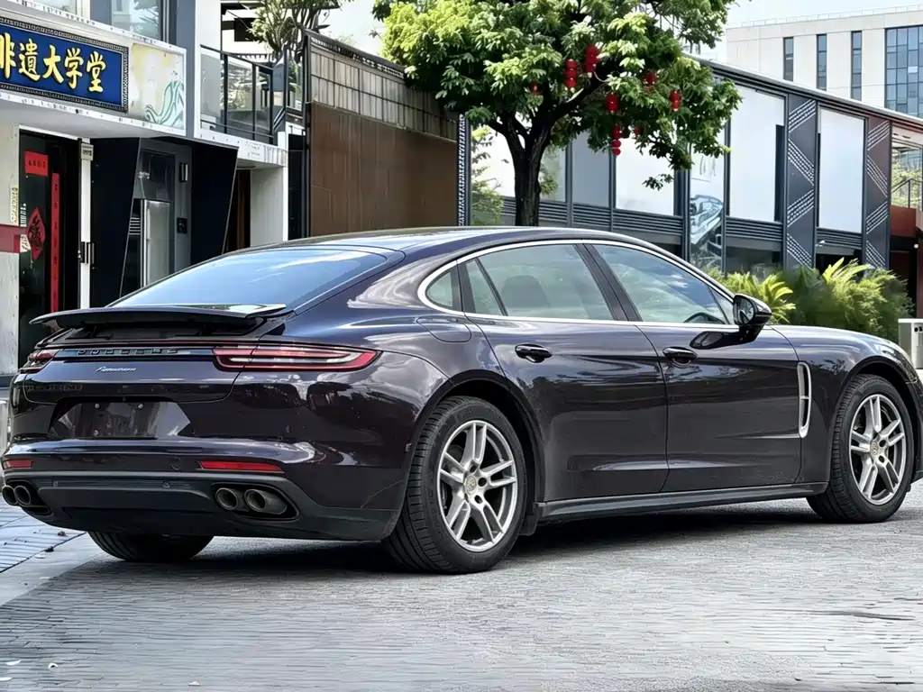 Porsche Panamera 2019 — фото 9