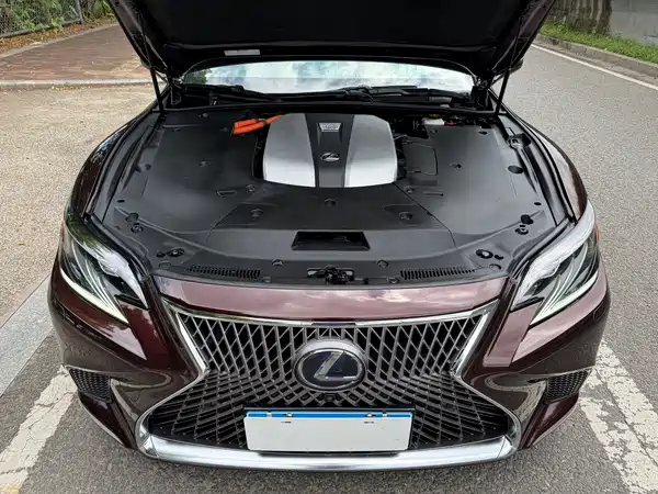 Lexus LS 2019
