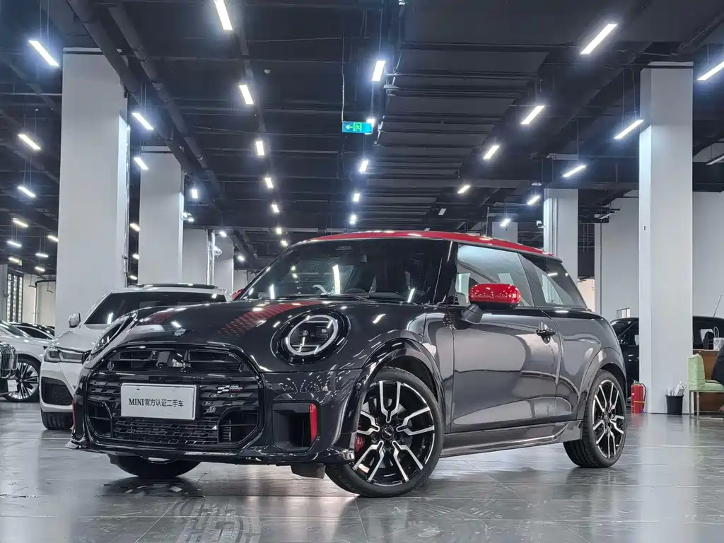 MINI JCW — фото 1