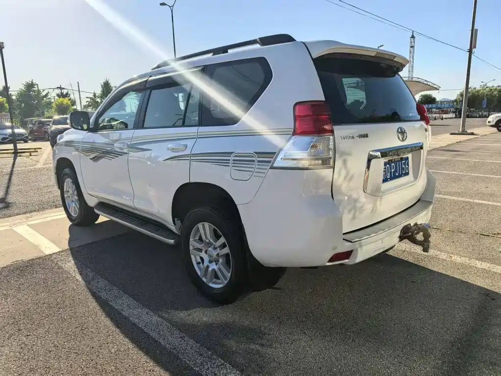Toyota Prado 2013