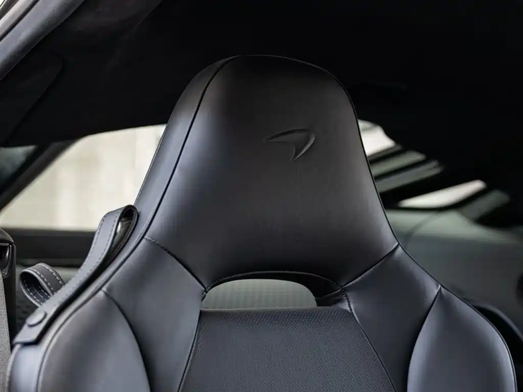 McLaren GT 2023 — фото 18