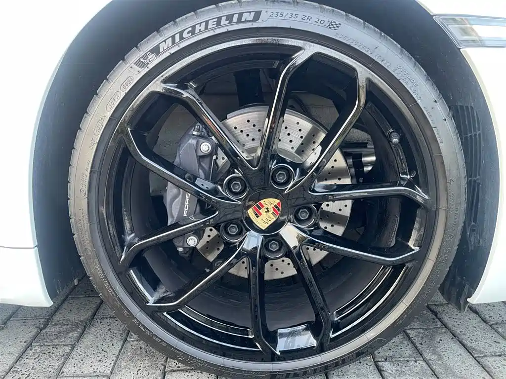Porsche 718 2025 — фото 19