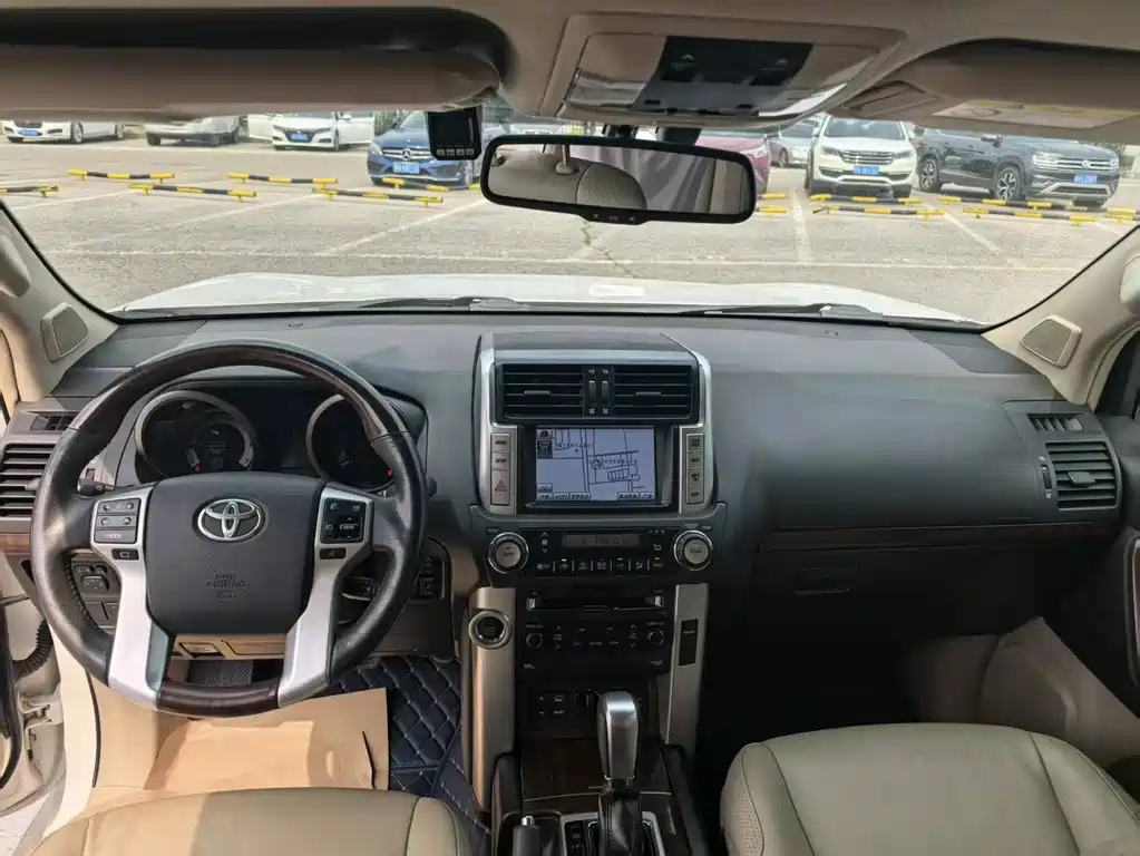 Toyota Prado 2013