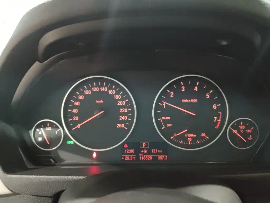 BMW 3 Series 2014 — фото 12