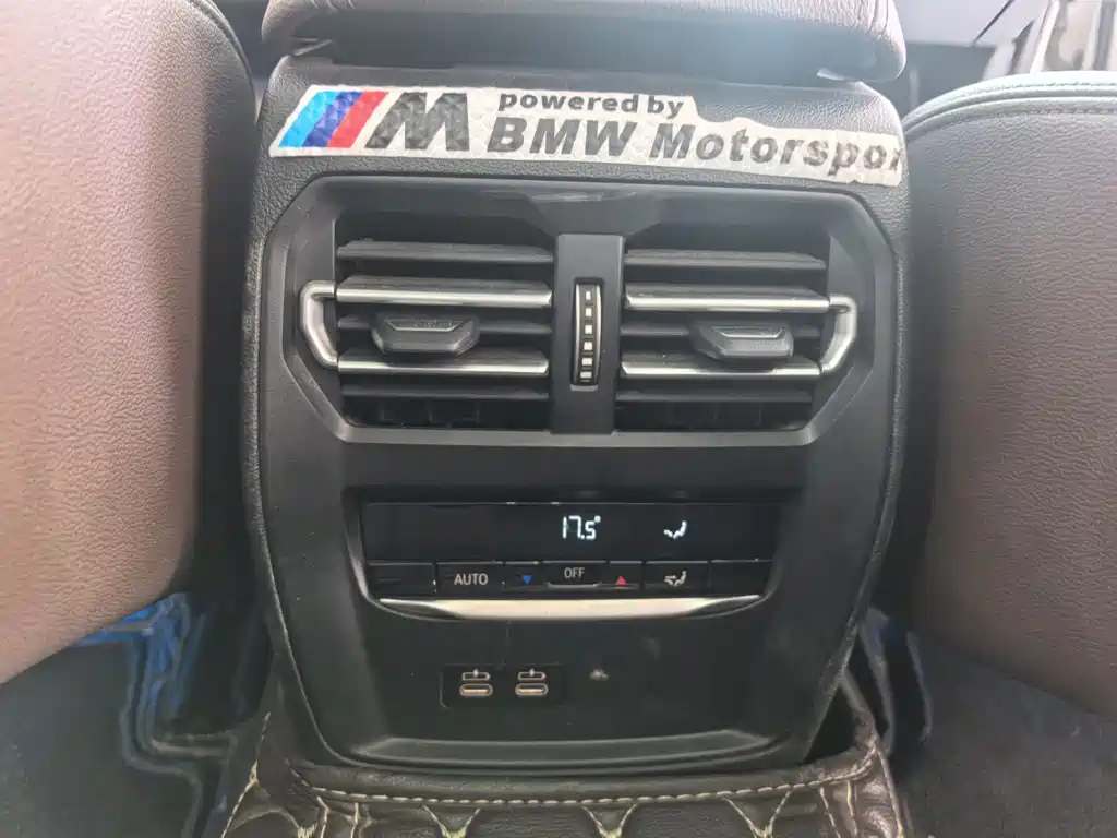 BMW 3 Series 2023 — фото 13