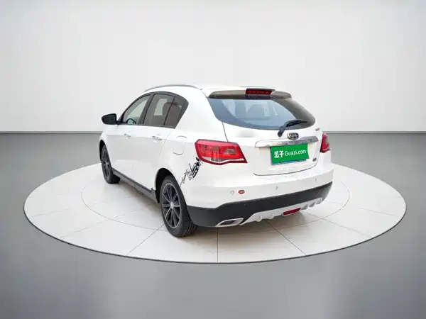 Geely Emgrand 2015