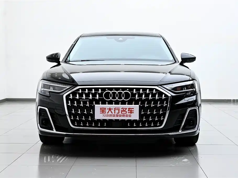 Audi A8 2025