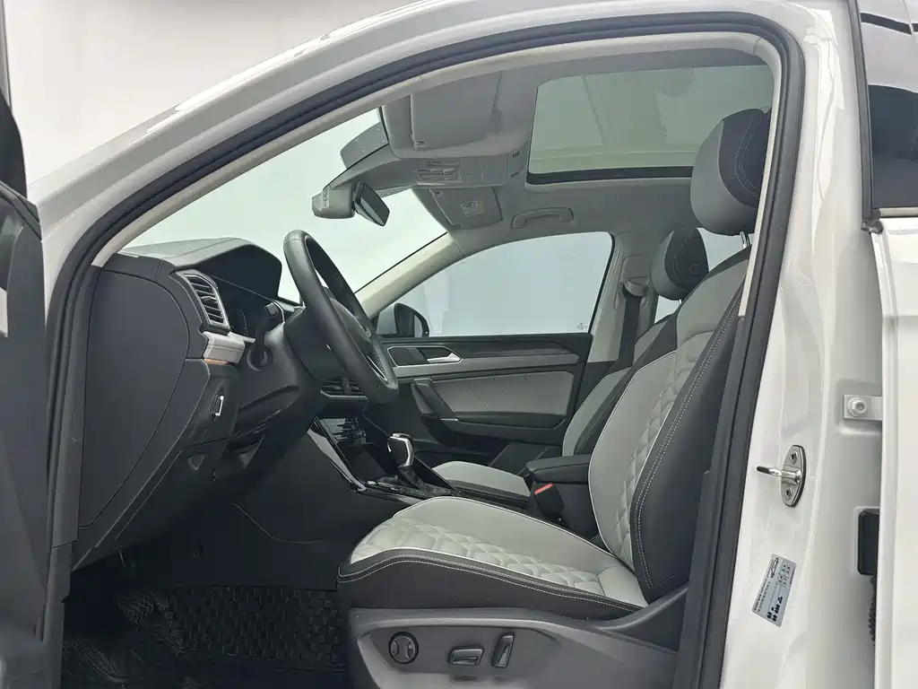 Volkswagen Tayron 2023