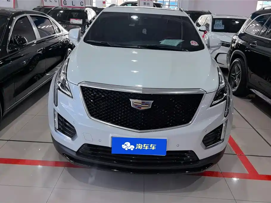 Cadillac XT5 2023 — фото 2