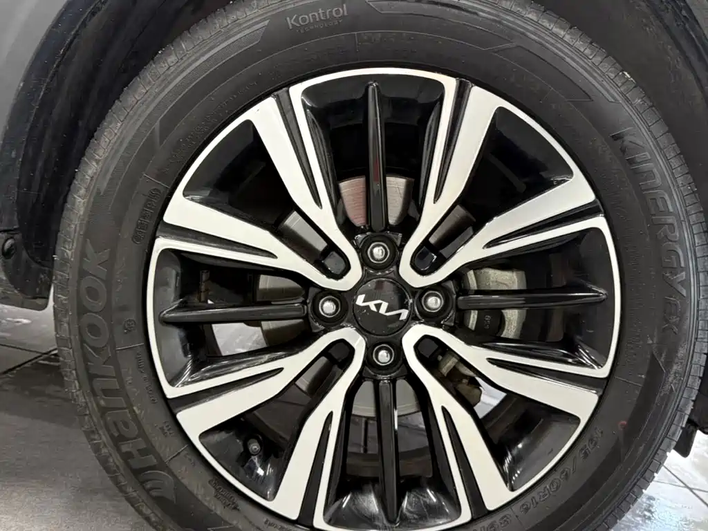 Kia KX1 2022 — фото 19