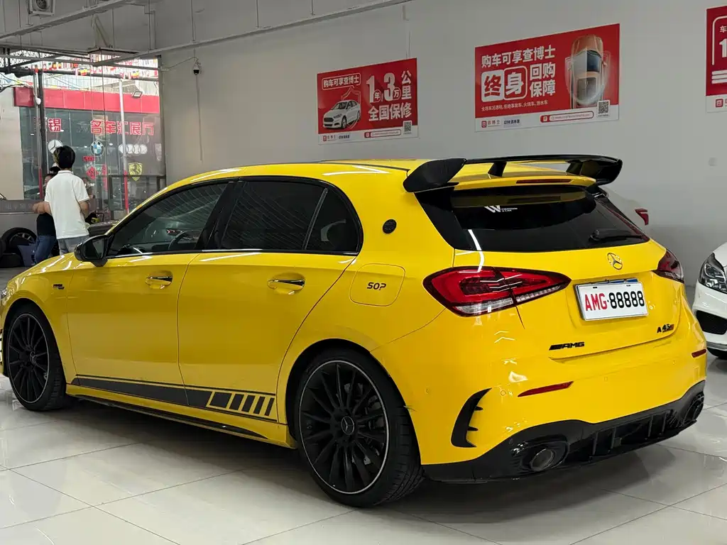 Mercedes-Benz A-Class AMG 2022 — фото 6