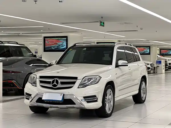 Mercedes-Benz GLK-Class 2015