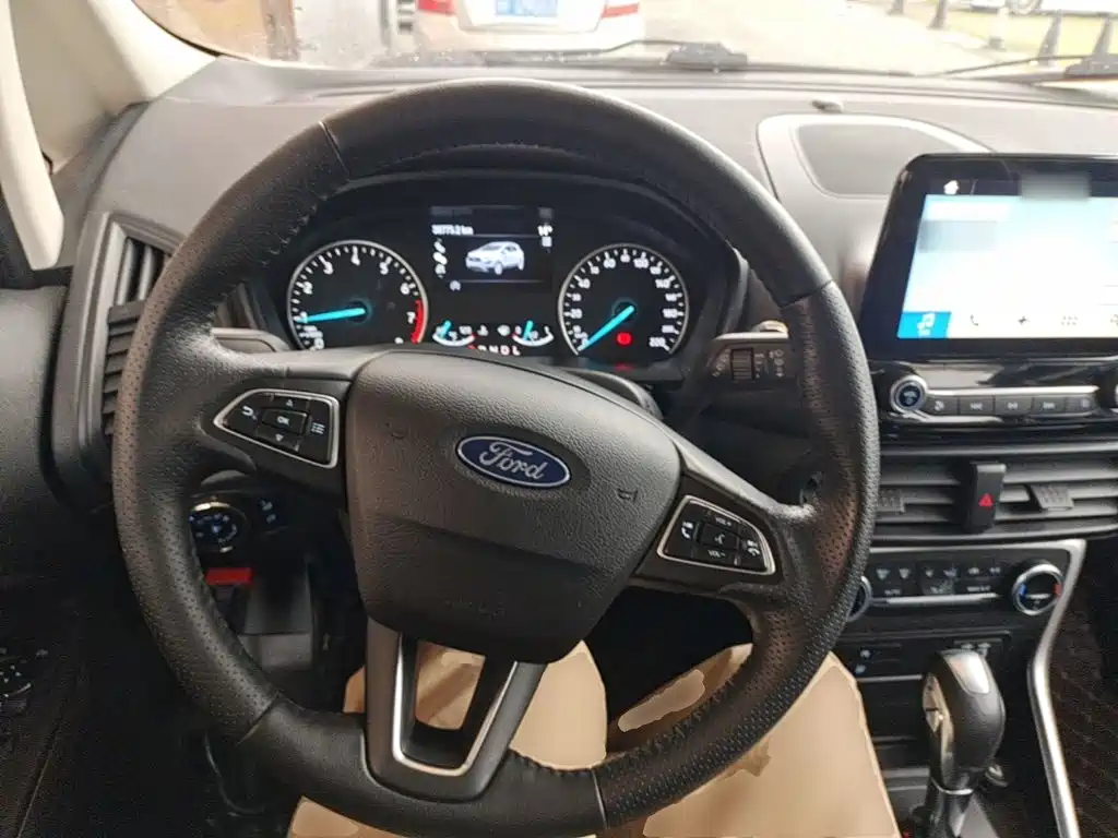 Ford EcoSport 2018 — фото 7