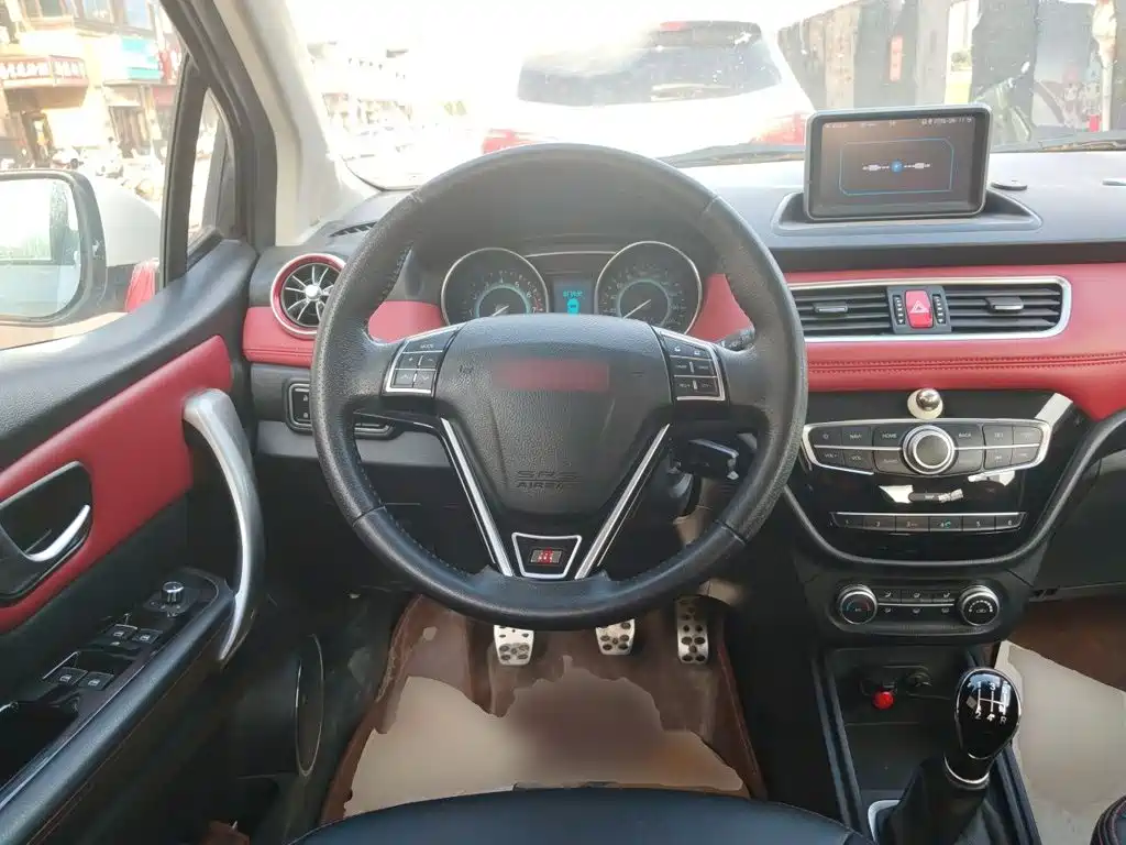 Haval H1 2015 — фото 11