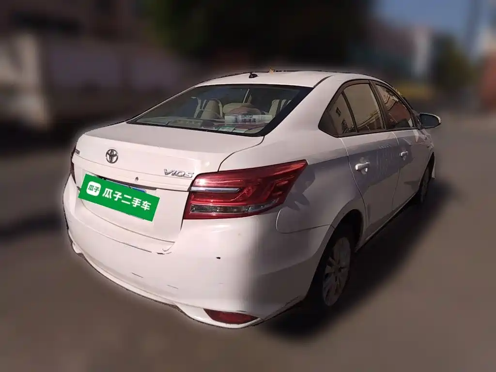 Toyota Vios 2016 — фото 4