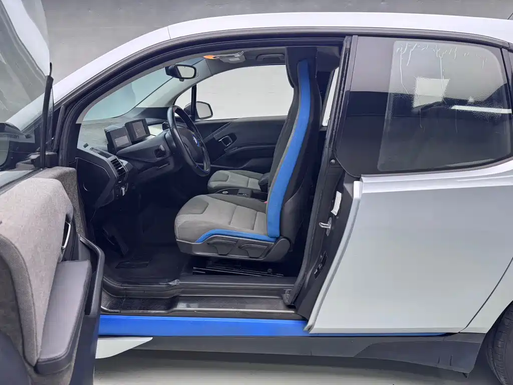 BMW i3 2017 — фото 10