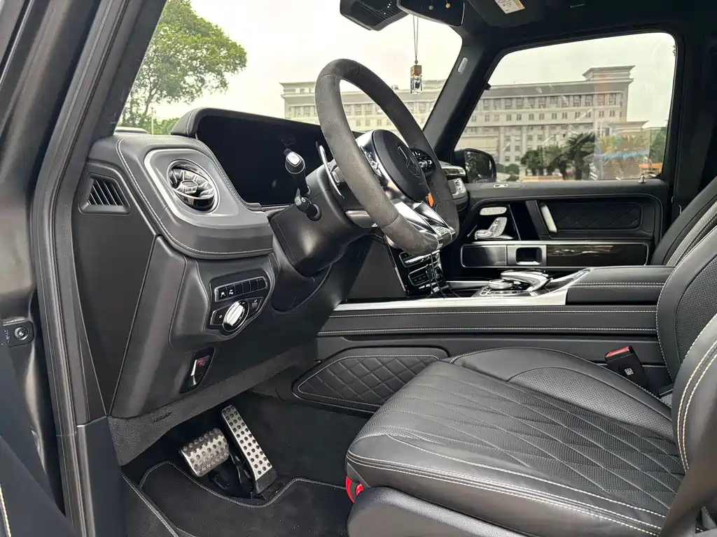Mercedes-Benz G-Class AMG 2024 — фото 9