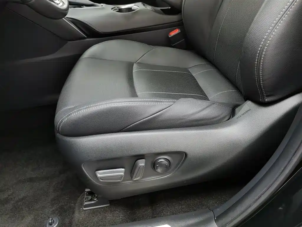 Toyota Harrier 2023 — фото 20