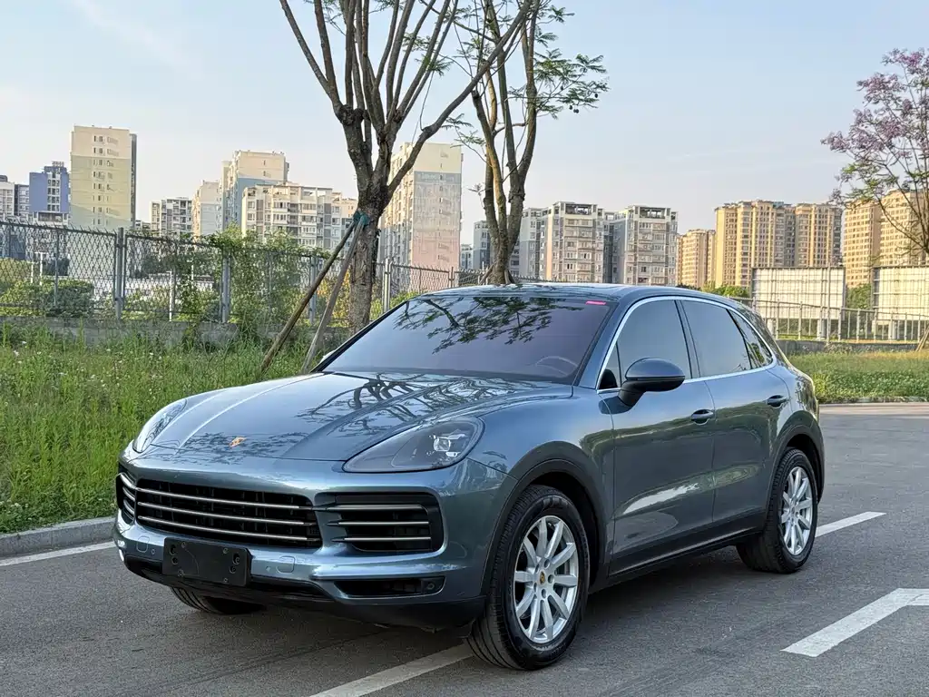 Porsche Cayenne 2018 — фото 1