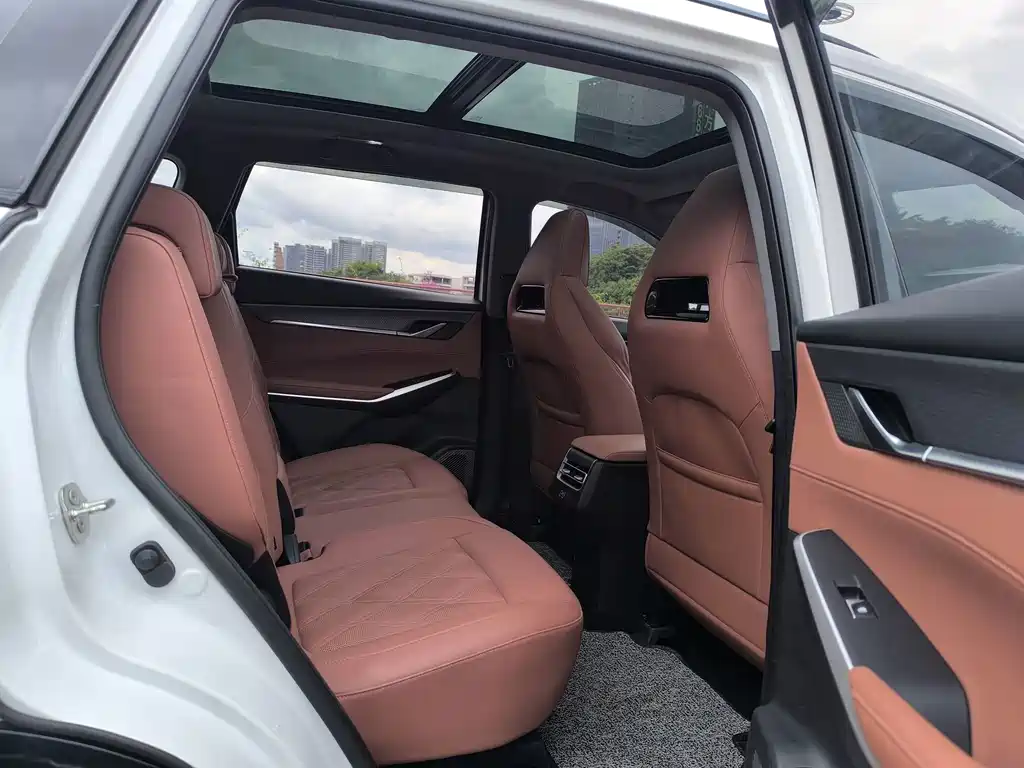 Changan CS75PLUS 2024 — фото 11