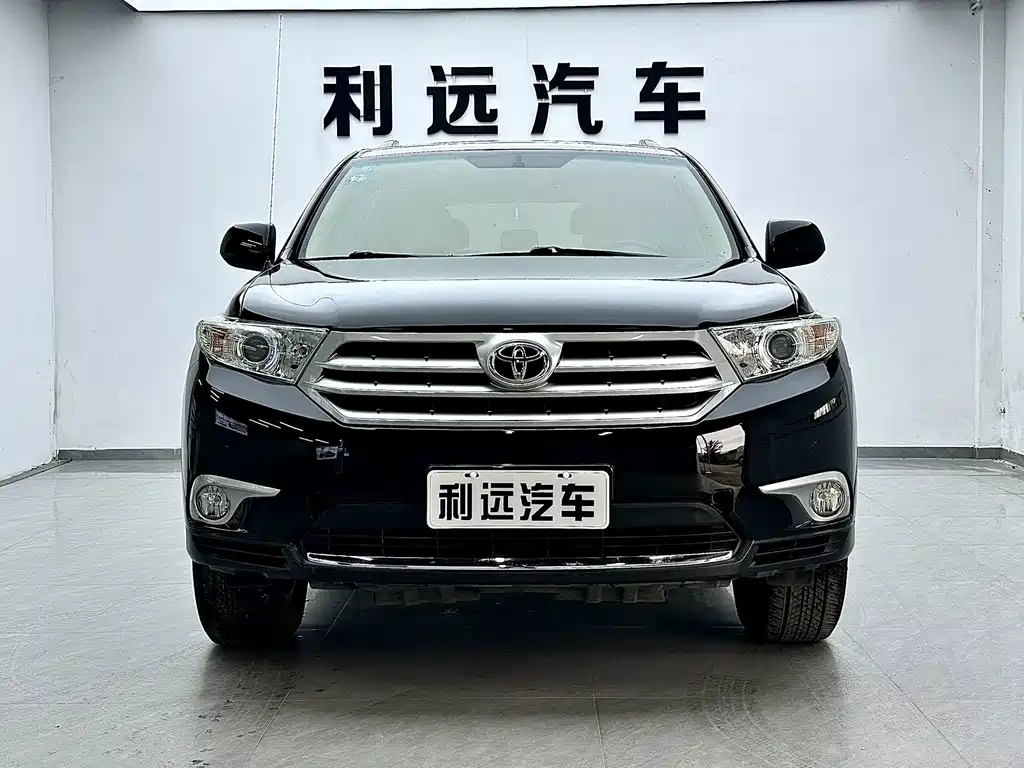 Toyota Highlander 2014 — фото 2
