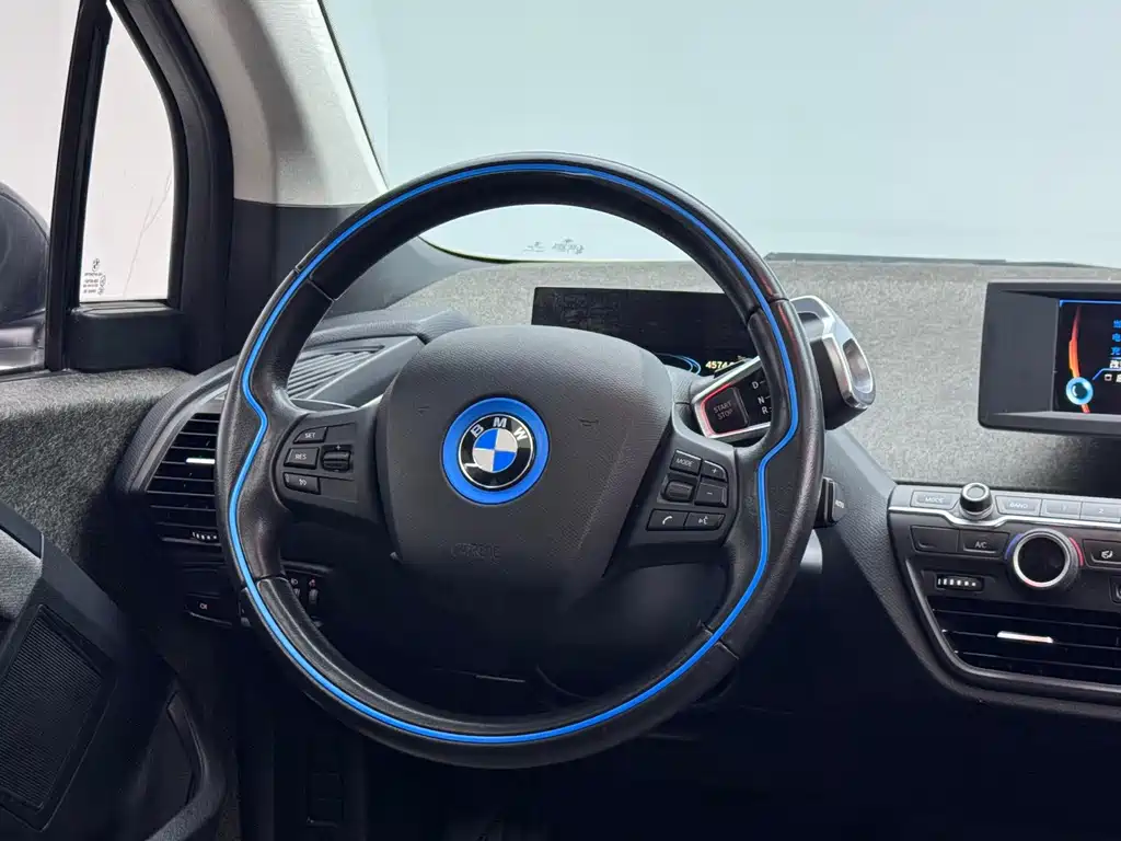 BMW i3 2017 — фото 16