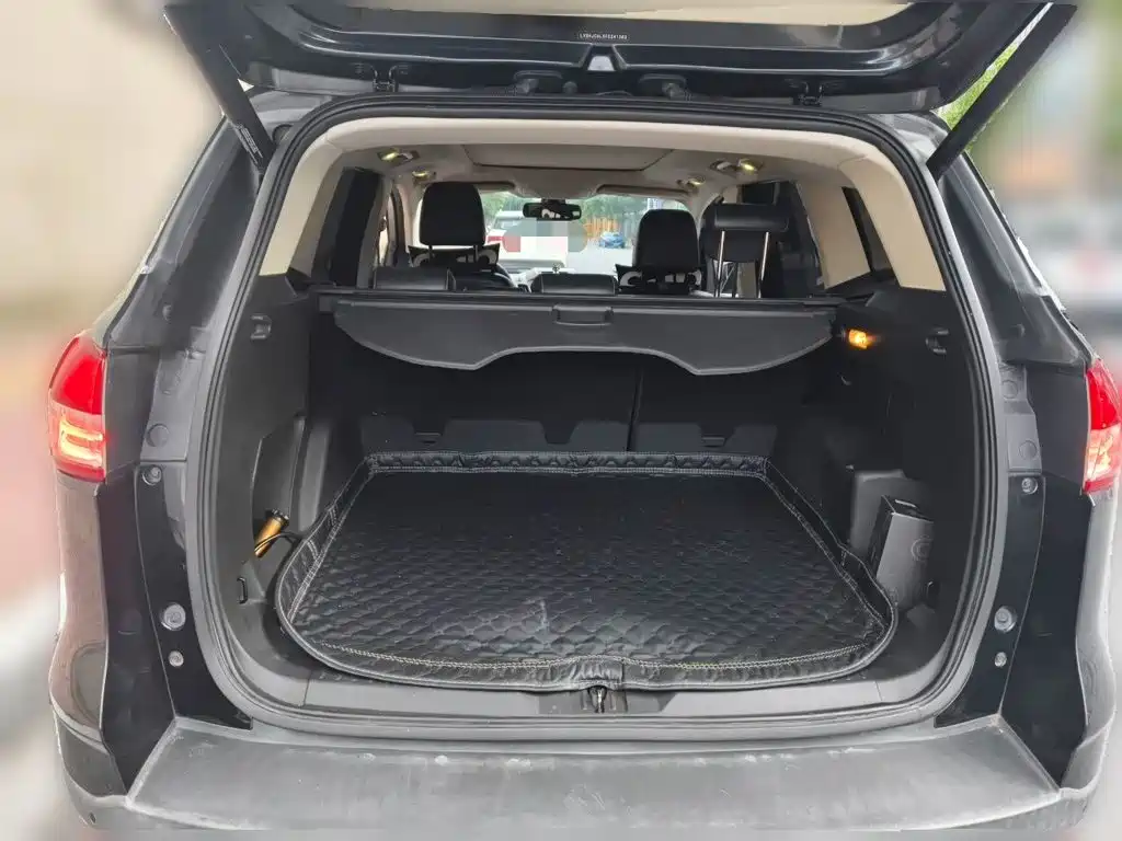 Ford Kuga 2015 — фото 15