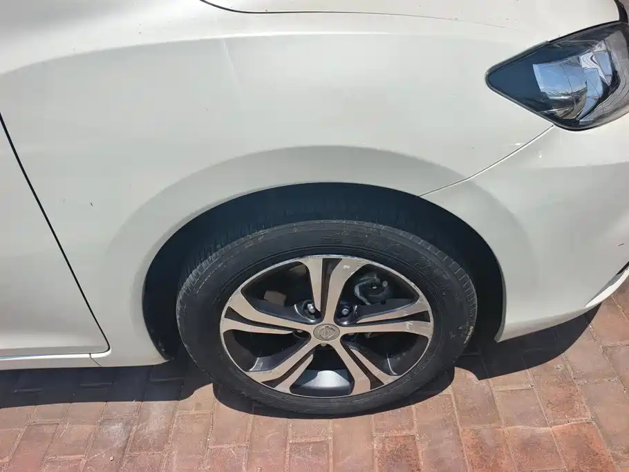 Nissan Tiida 2020