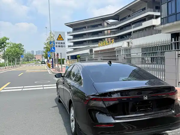 Honda Accord 2023