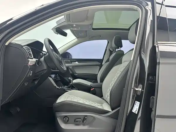 Volkswagen Tayron 2023