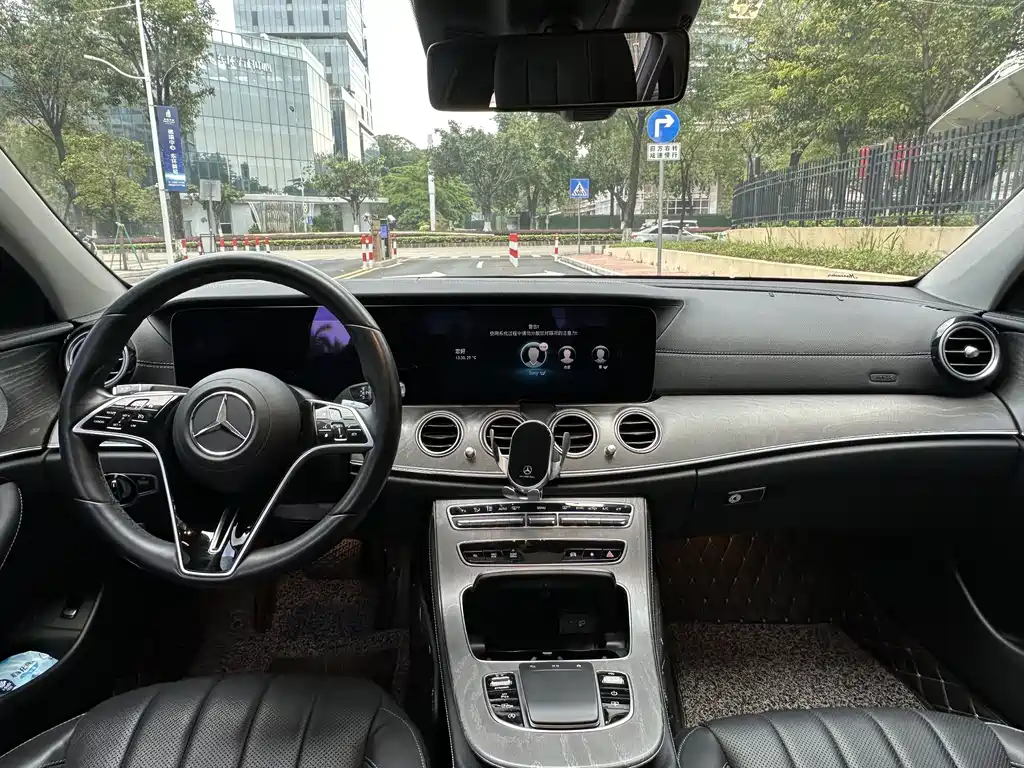Mercedes-Benz E-Class 2021