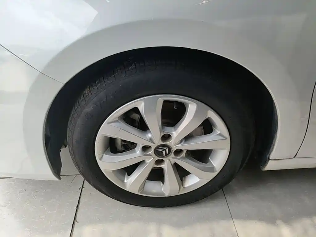 Citroën C4 Sega 2016 — фото 23