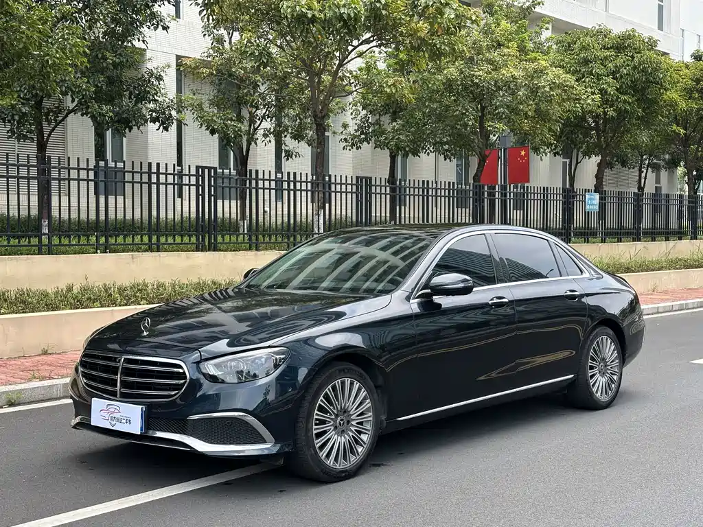 Mercedes-Benz E-Class 2021