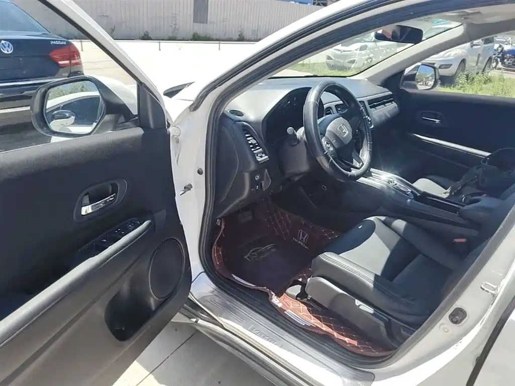 Honda Vezel 2015 — фото 16