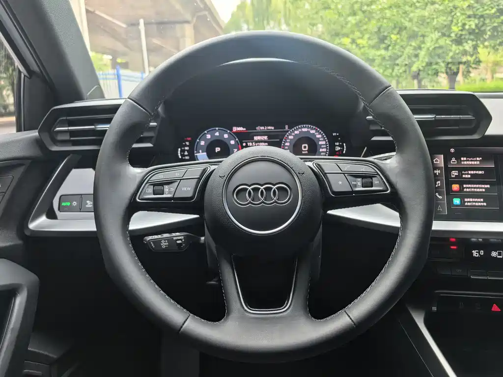Audi A3 2022 — фото 16