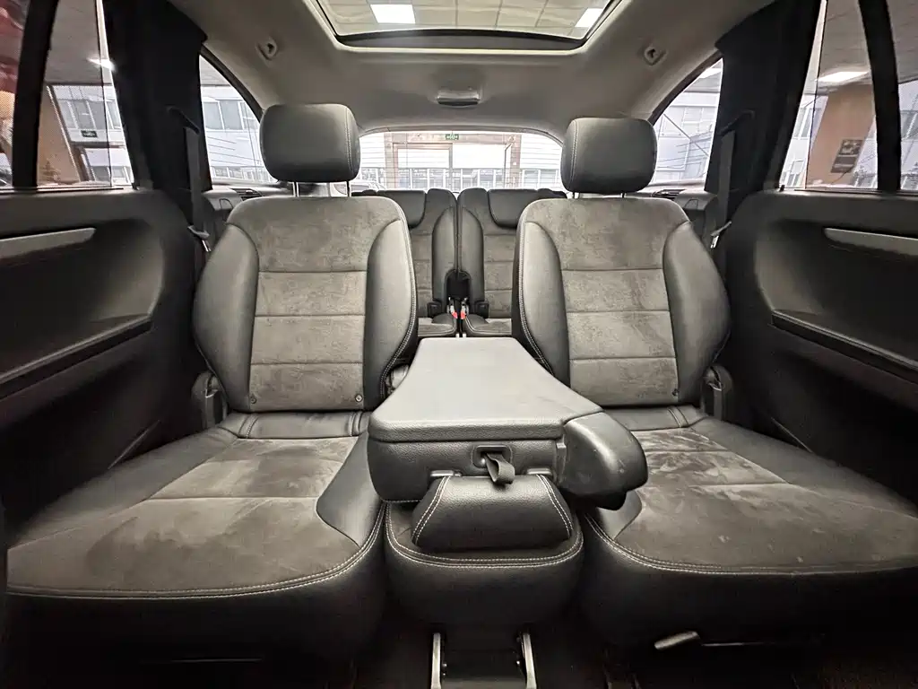 Mercedes-Benz R-Class 2016 — фото 38