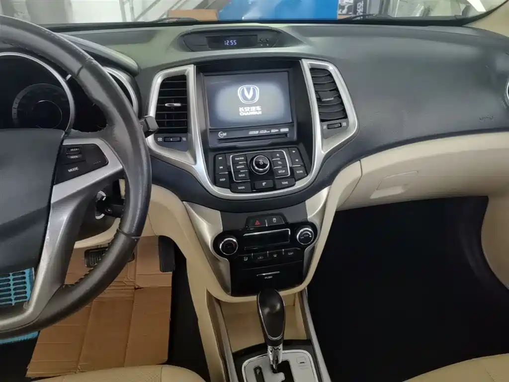 Changan Eado 2015 — фото 13