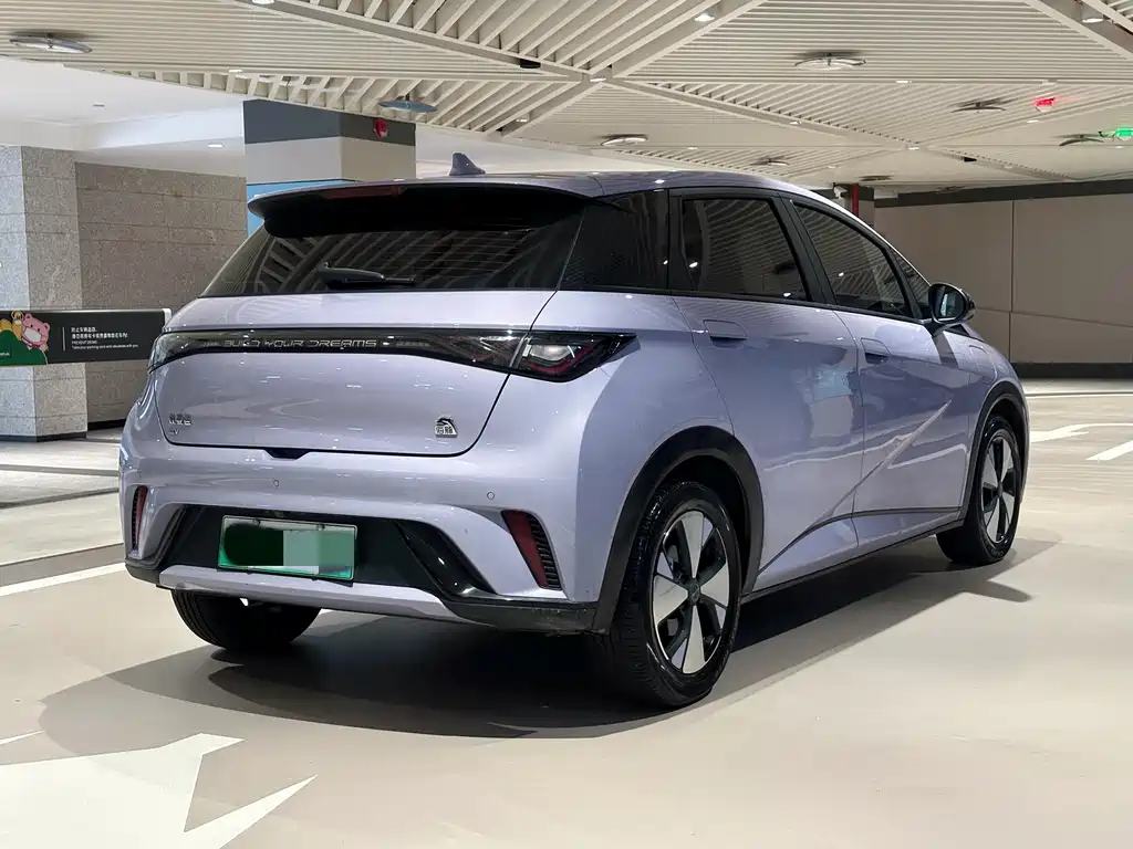 BYD Dolphin 2023