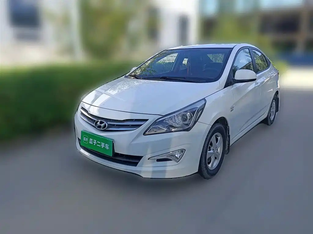 Hyundai Verna 2015 — фото 2